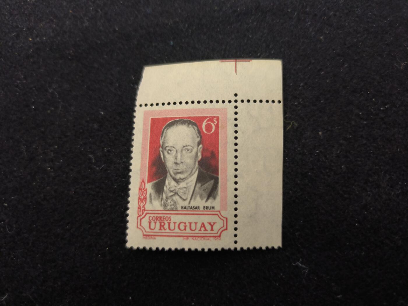 云宸嘉赏-勋臻佳藏新年快速场次（快拍 低佣 一元一手）（新年期间快递正常发） 乌拉圭 1969 年发行的总统巴尔塔萨尔・布鲁姆（Baltasar Brum）纪念邮票