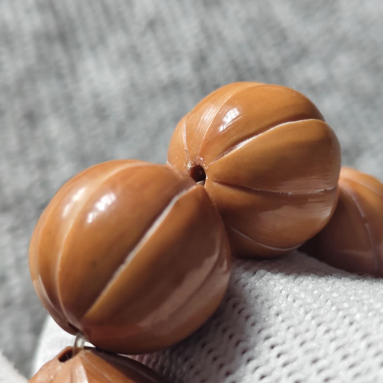 精雕猴头南瓜珠手串