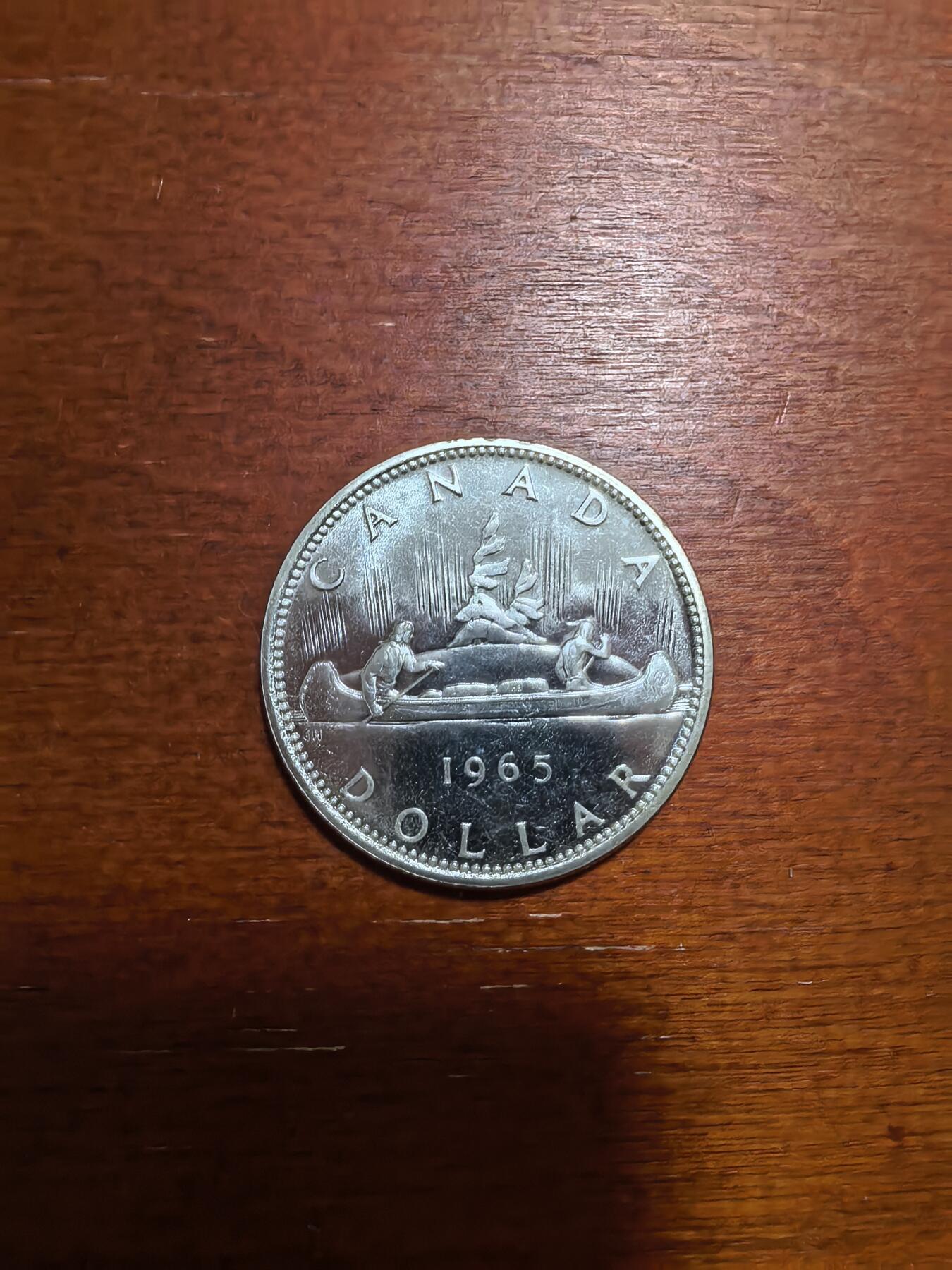 长老汇马年精选第四场拍卖 1965加拿大划船1元银币，23.33克800银，版本众多