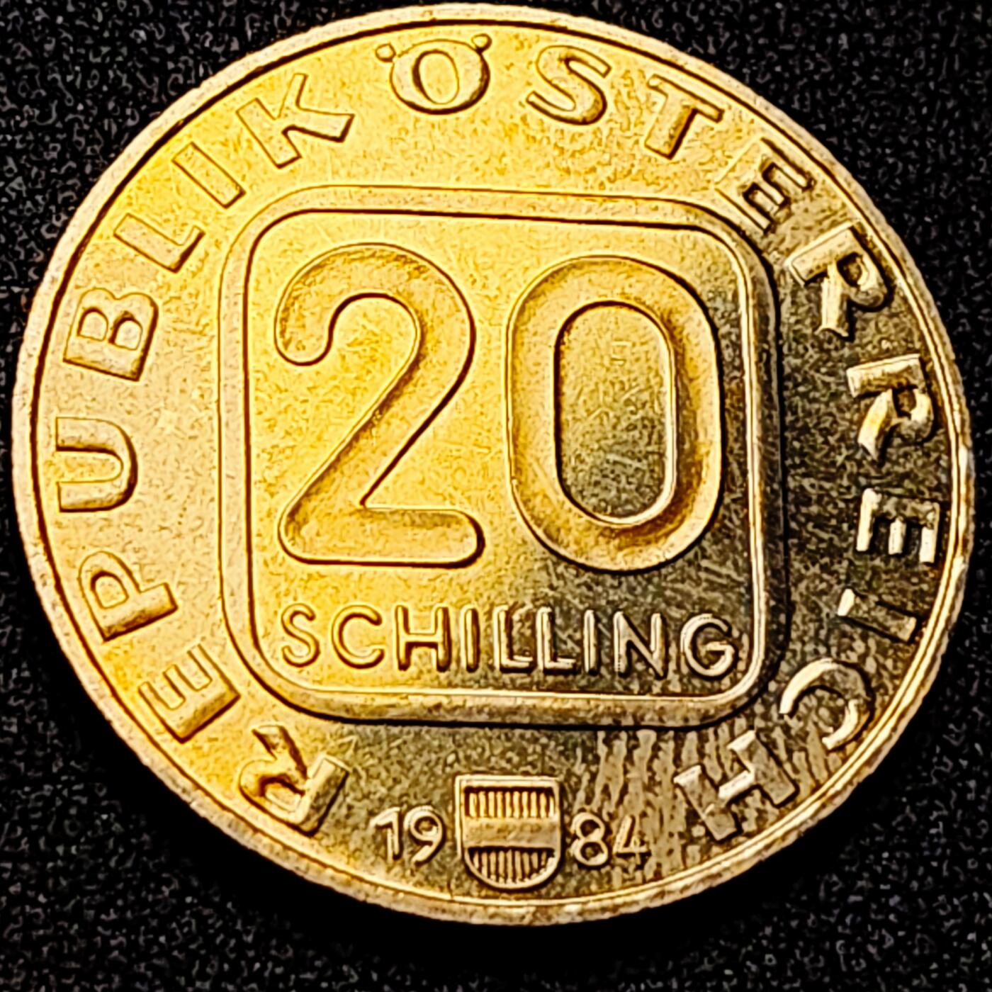 泉币菌-第198场- 新年快乐 新年第6场 本场拍品多 请提前出价 少见 原铜光UNC 奥地利1984年20先令纪念铜币 格拉芬埃格堡 27.8mm