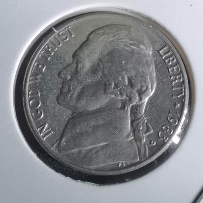 沼泽如烟--第1002场 - 美国1983年五分