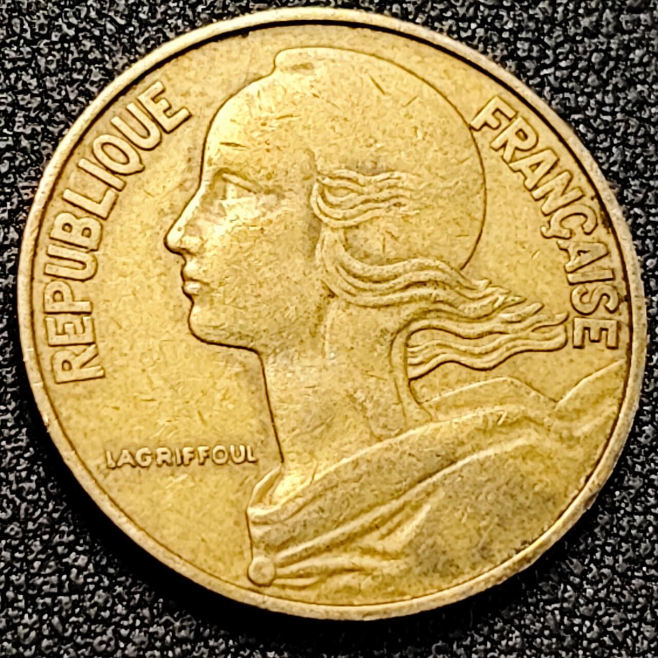 泉币菌-第198场- 新年快乐 新年第6场 本场拍品多 请提前出价 。