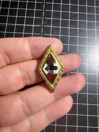 古冰库章牌勋赏收藏第55次拍卖 - 现代工艺品 HJ徽章 非原品