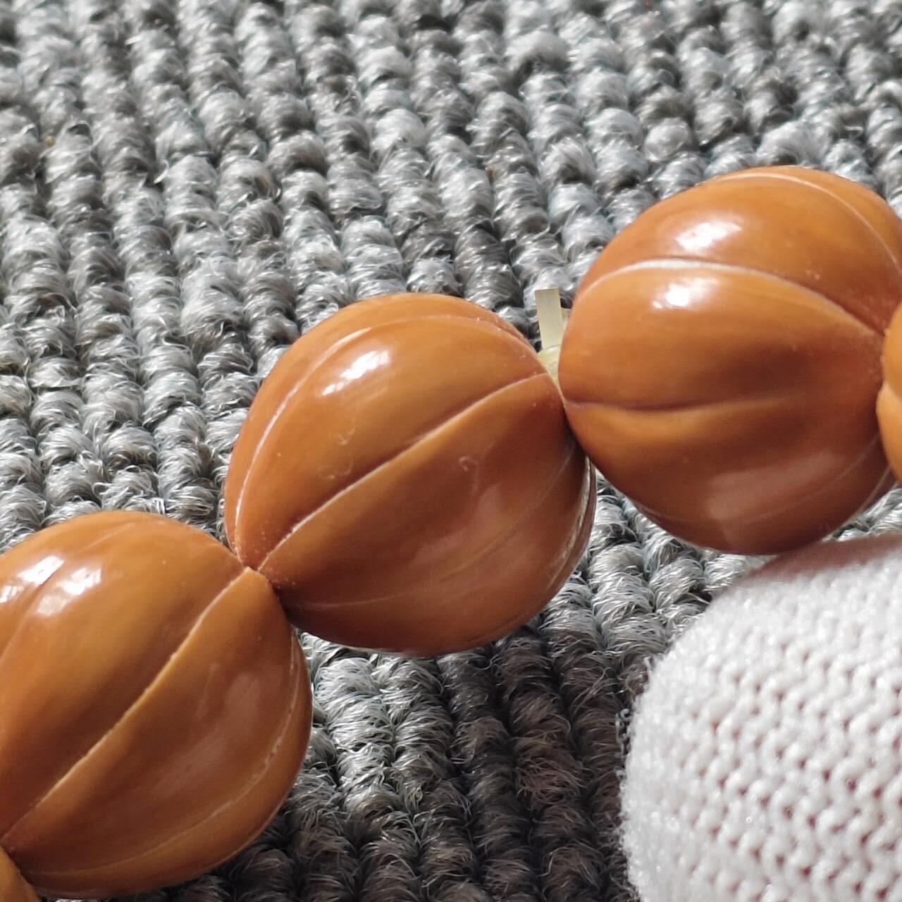 精雕猴头南瓜珠手串