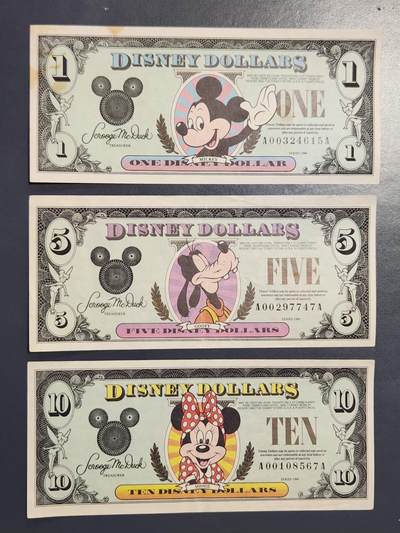 2月24号晚上8点 外国纸币自动截拍第30场 - 迪士尼1994年1-5-10元 极美品一套