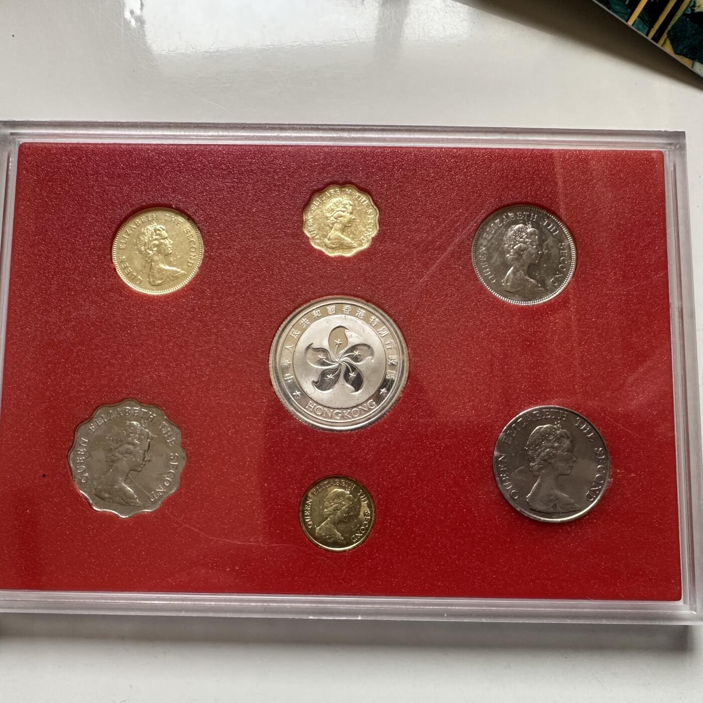 🌹外币初藏🌹🐯2026年第20场 正月十五正常发货 香港回归女王版纪念套币