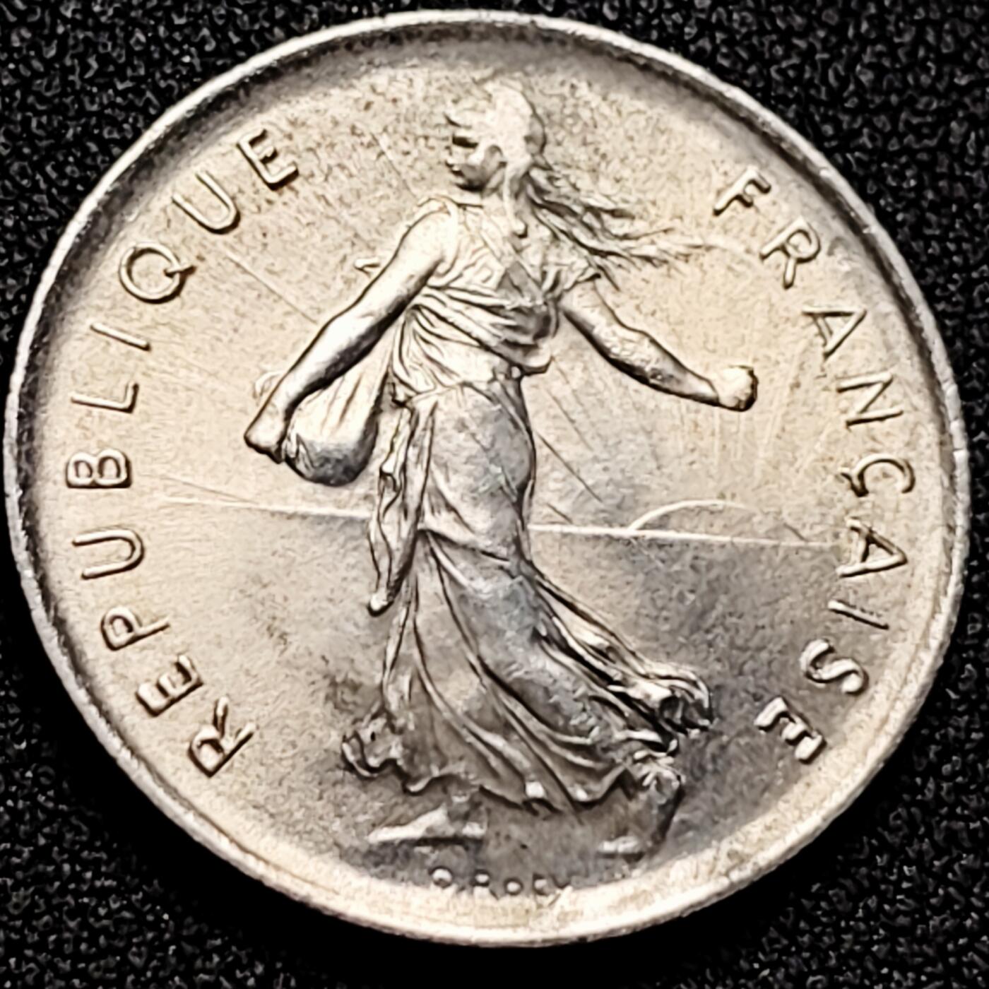 泉币菌-第198场- 新年快乐 新年第6场 本场拍品多 请提前出价 。