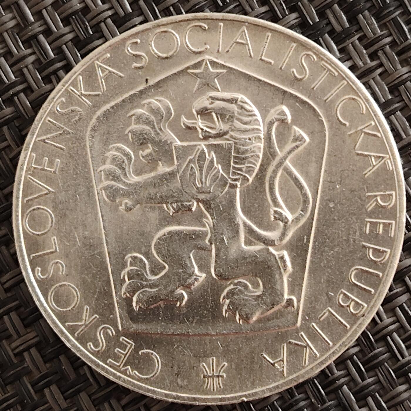 布加迪🐬～世界钱币(上海)🌾第 276 期 /  各国套币和散币