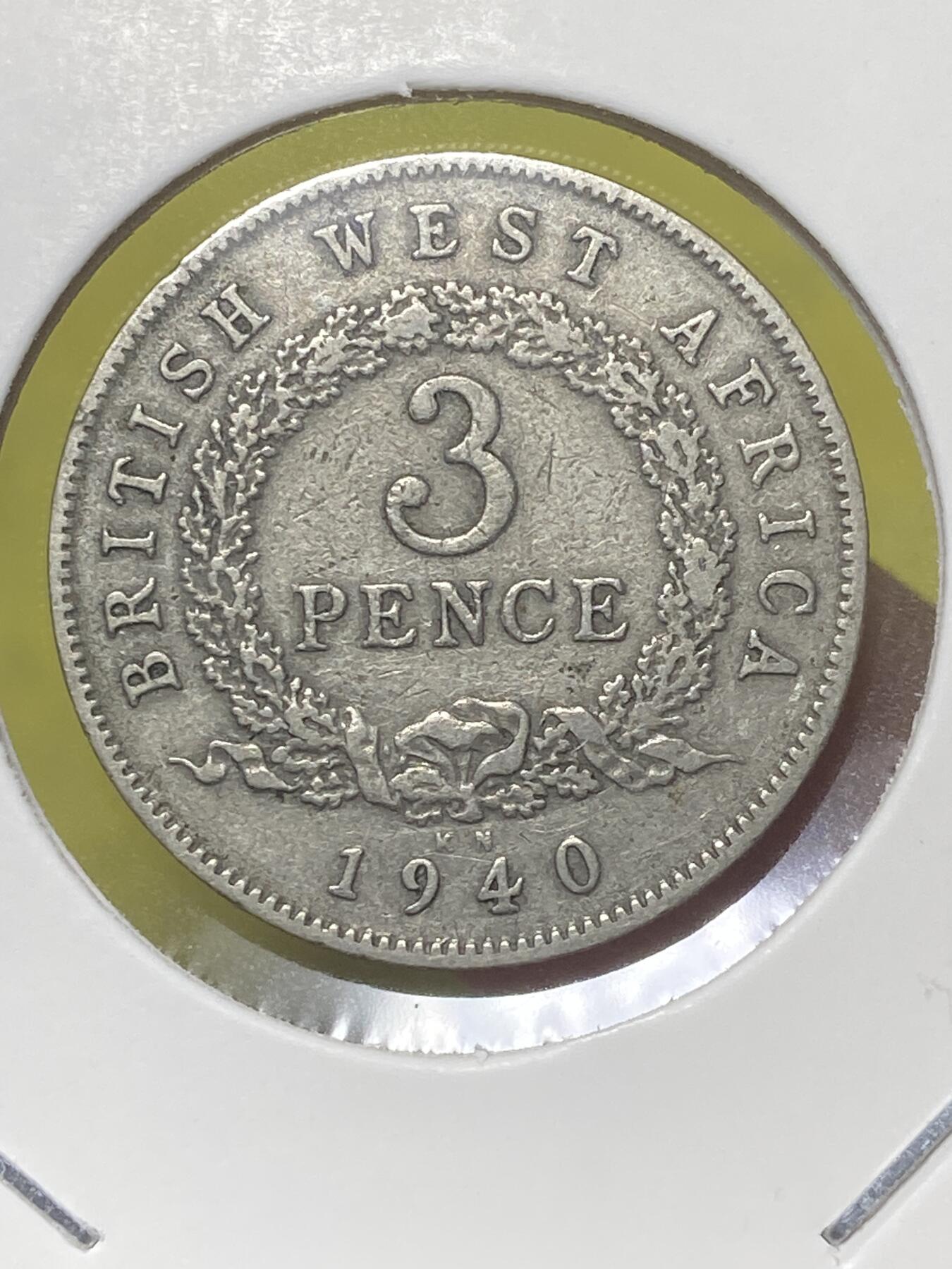 2026年第三十二场(总第二百零一场）外国精品纸夹币场(免佣金) 英属西非1940年3便士(乔治六世第一版，KN标金斯诺顿厂造)