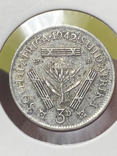 2026年第三十二场(总第二百零一场）外国精品纸夹币场(免佣金) - 英属南非1942年3便士银币(乔治六世第一版，800高银)