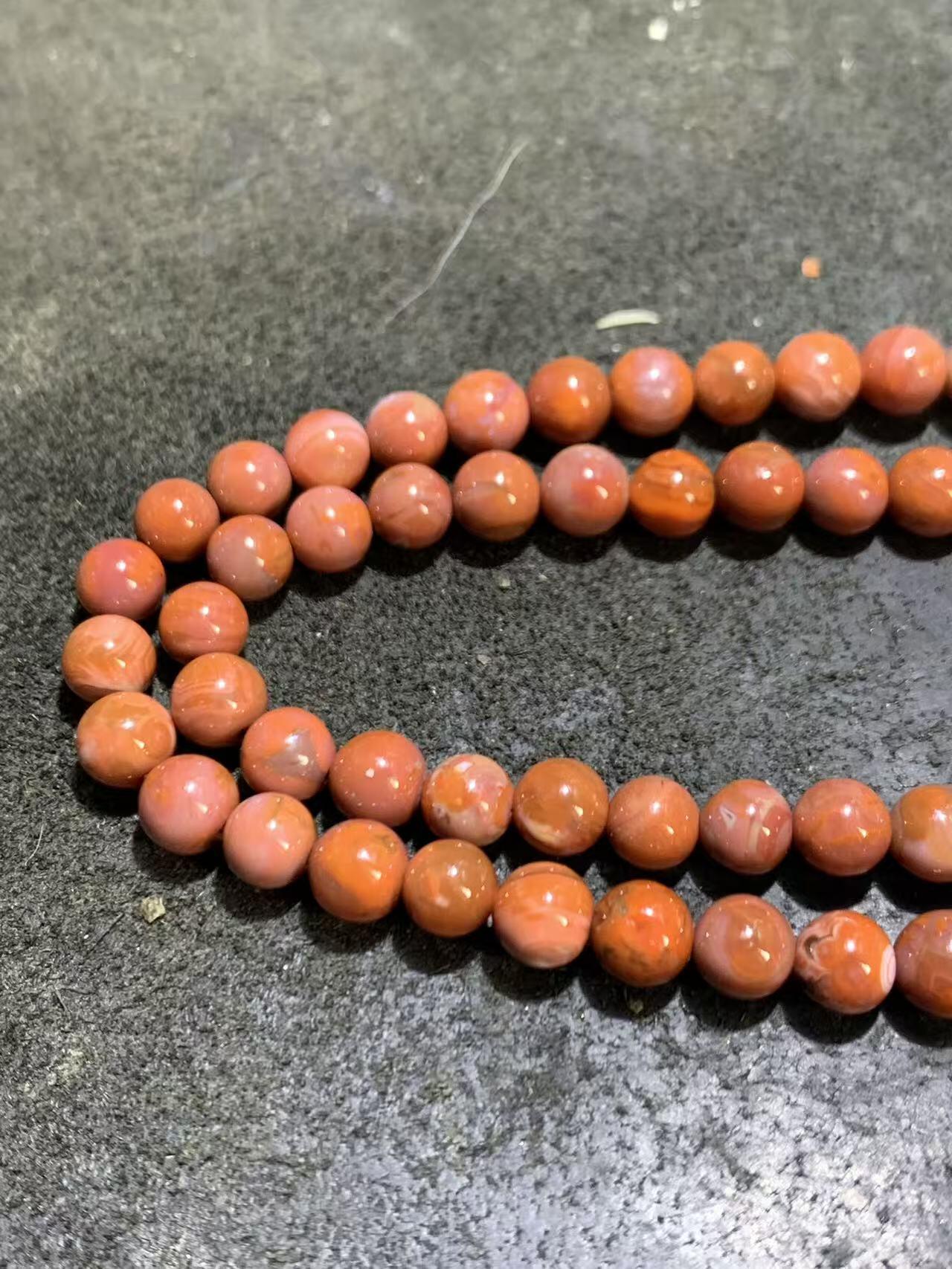 川料南红玛瑙多圈手串一条，，