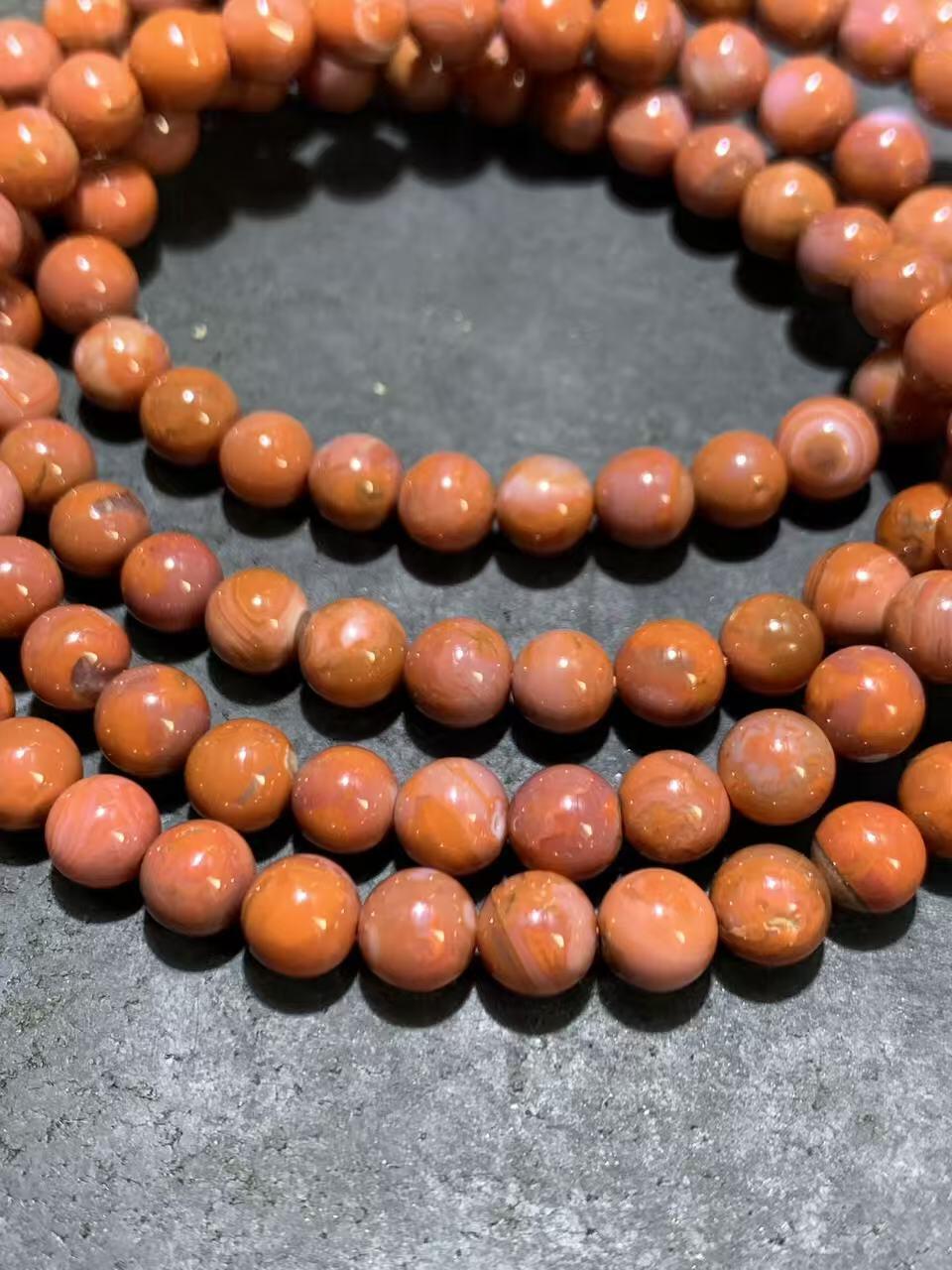 川料南红玛瑙多圈手串一条，，