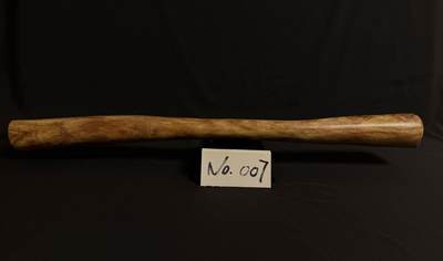 零元拍：NO.7终于在节前收到这批送出去加工的海南黄花梨随型把玩棍横财，这也许就是玩木头的乐趣吧，每一个花纹都独一无二，是自然与匠心的完美邂逅。 它保留了木材最本真的曲线，每一处起伏都像是时光在木头上留下的指纹。尺寸：626/55/60MM - 零元拍：NO.7终于在节前收到这批送出去加工的海南黄花梨随型把玩棍横财，这也许就是玩木头的乐趣吧，每一个花纹都独一无二，是自然与匠心的完美邂逅。 它保留了木材最本真的曲线，每一处起伏都像是时光在木头上留下的指纹。尺寸：626/55/60MM