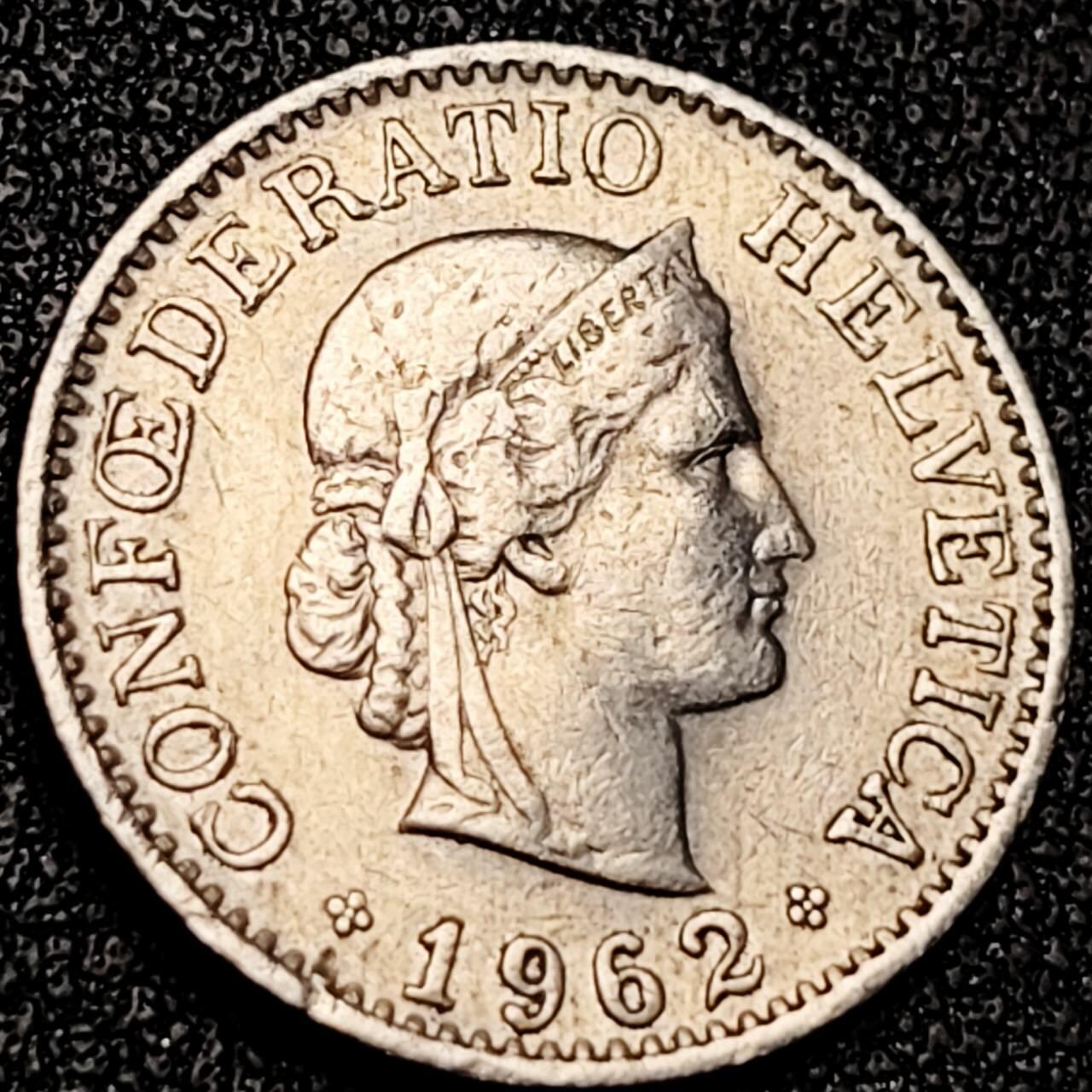 泉币菌-第199场- 新年快乐 新年第7场 本场拍品多 请提前出价 。