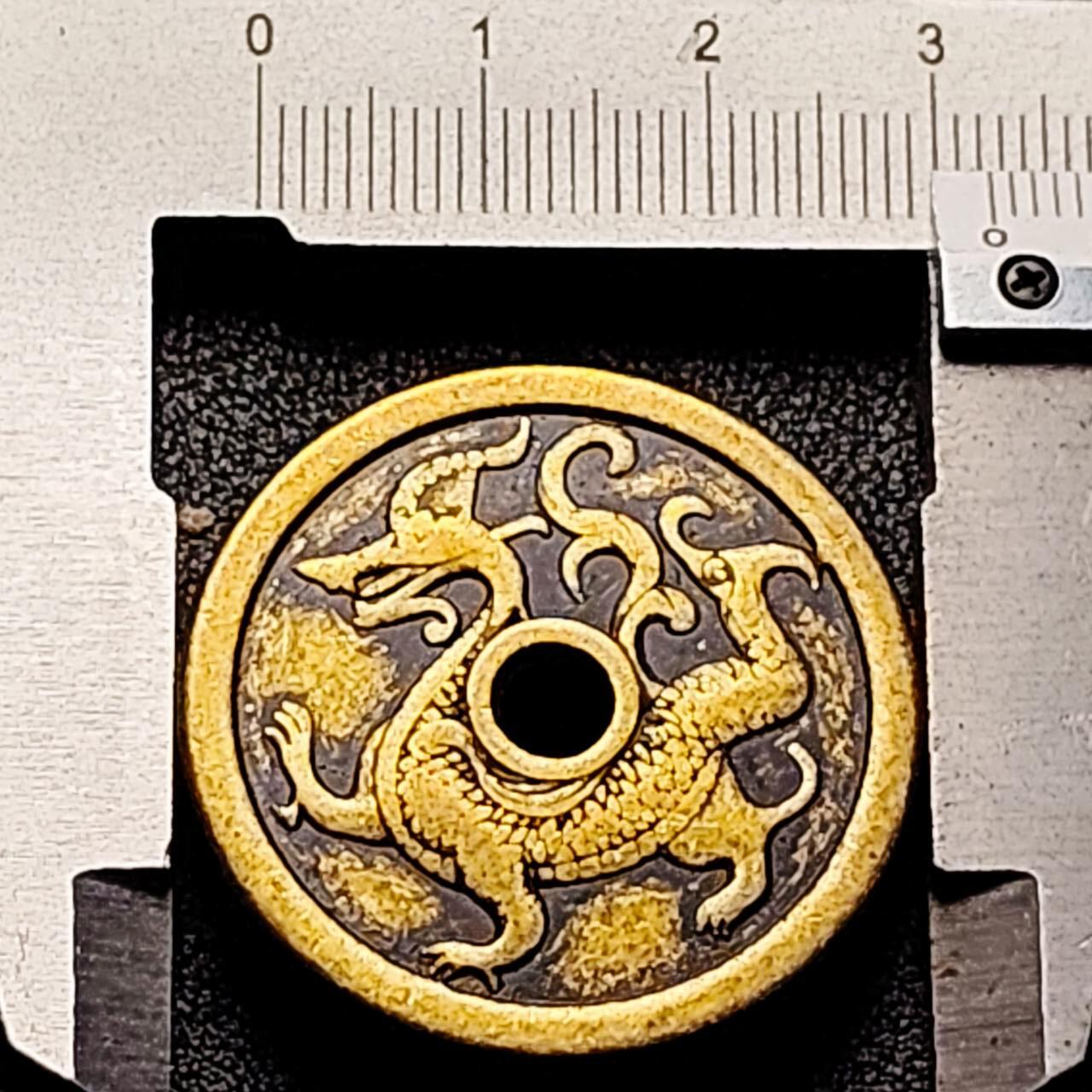 泉币菌-第199场- 新年快乐 新年第7场 本场拍品多 请提前出价 日本回流 四大神兽-青龙 花钱 自定义 32.3×3mm