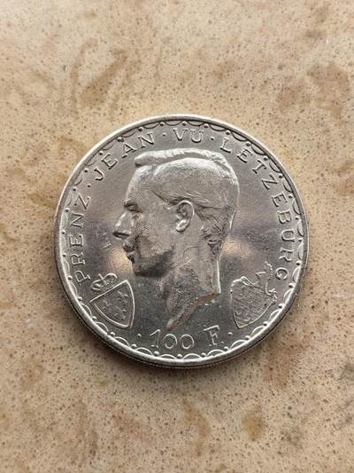 道一币馆币章第一百六十七场 - 卢森堡1946年盲人约翰诞辰600周年100法郎马剑银币  25g 835S