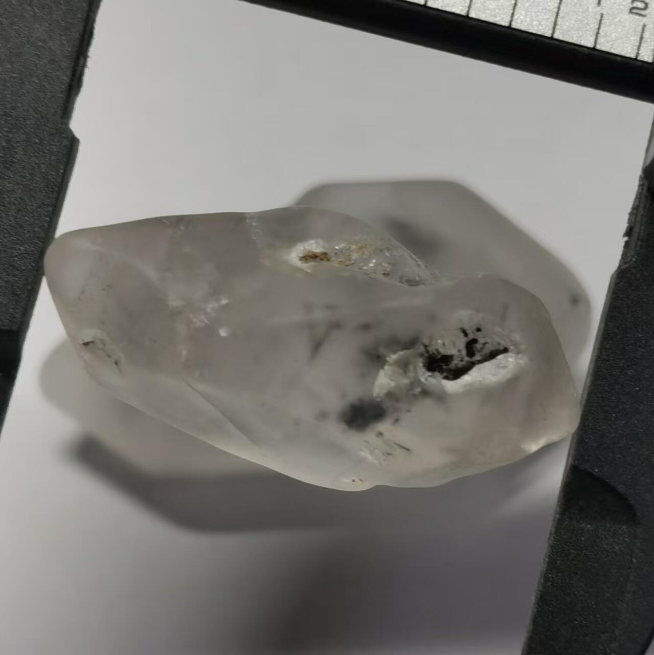 七河·世界世界币章杂件矿标化石小拍（总第38期） 藏家出品 X680（10）水冲皮 贵州闪灵水晶2件 本件拍品由合作藏家邮寄