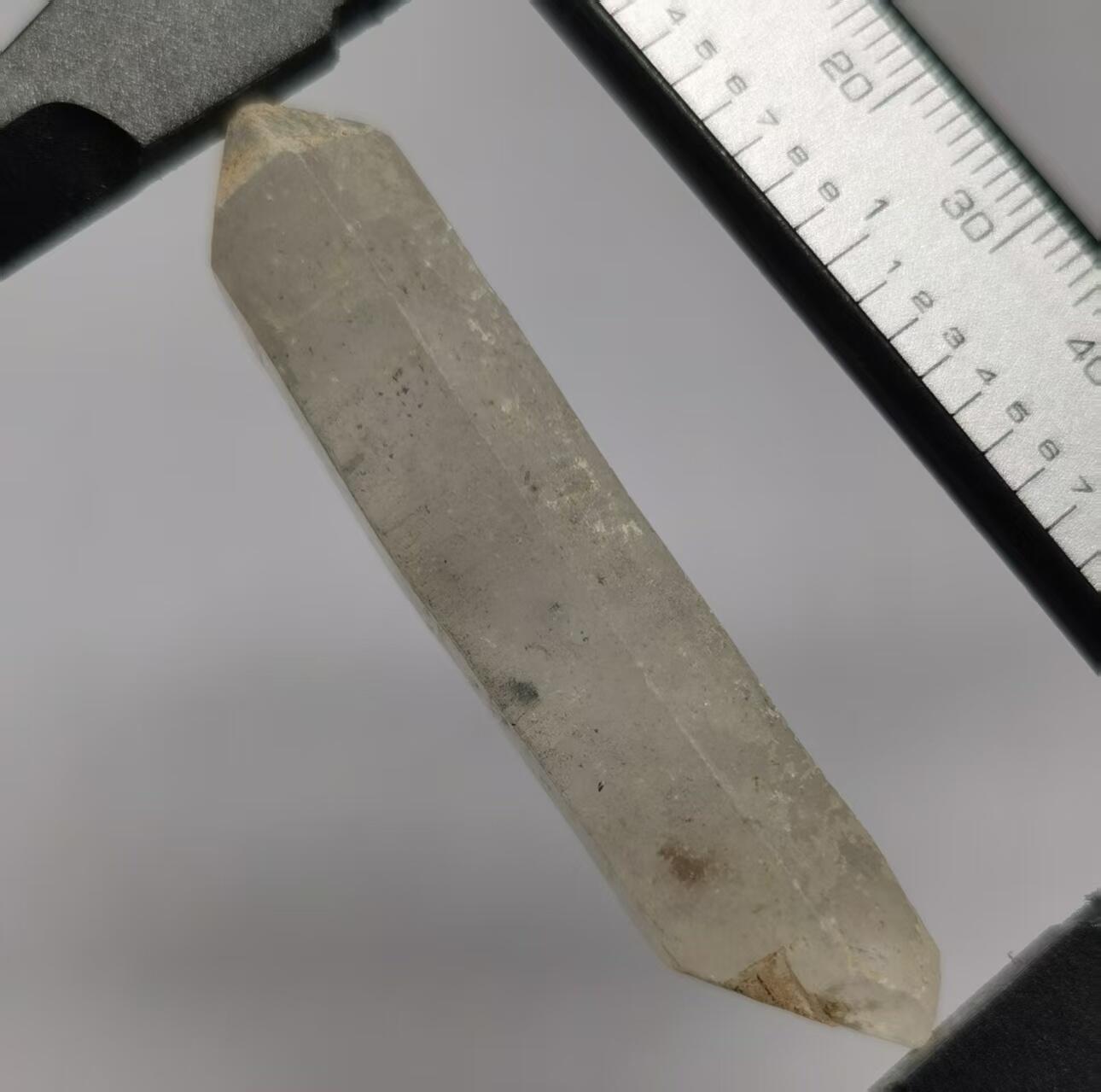 七河·世界世界币章杂件矿标化石小拍（总第38期） 藏家出品 X712（2）云贵闪灵水晶原石 周正双尖长条 带老皮 十几克 本件拍品由合作藏家邮寄