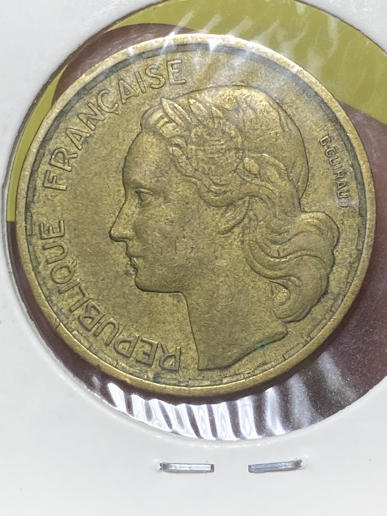 2026年第三十二场(总第二百零一场）外国精品纸夹币场(免佣金) 法兰西第四共和国1950年20法郎(头像后单排字，鸡尾三羽版)