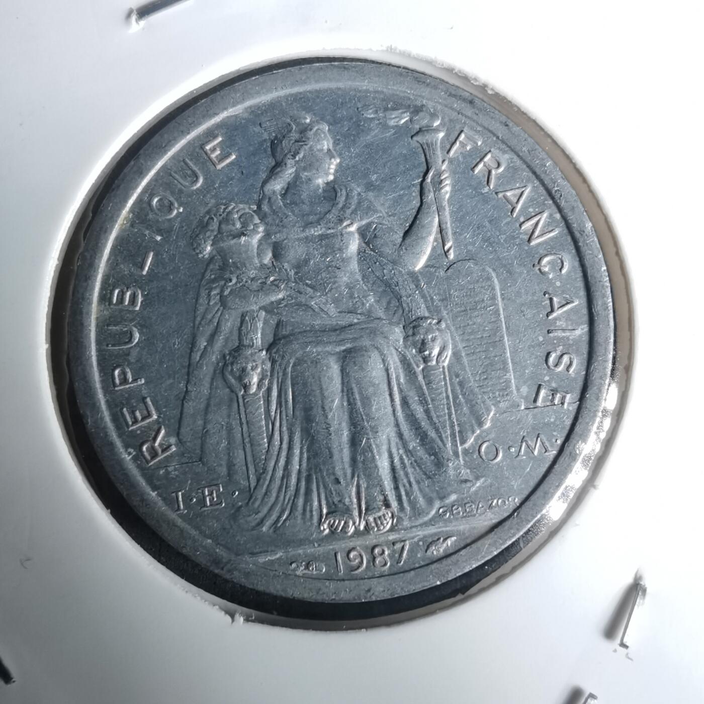 沼泽如烟--第1005场 法属新喀里多尼亚1987年2法郎