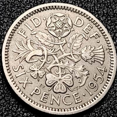 泉币菌-第199场- 新年快乐 新年第7场 本场拍品多 请提前出价（正月十五统一发货） - 1954年 幸运6便士玫瑰四叶草 英国铜镍币 伊丽莎白二世女王 19.3毫米2.8克 