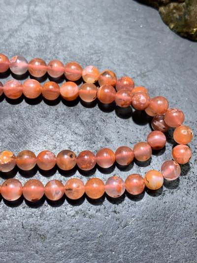 川料冻料飘红南红玛瑙多圈手串一条， 川料冻料飘红南红玛瑙多圈手串一条，