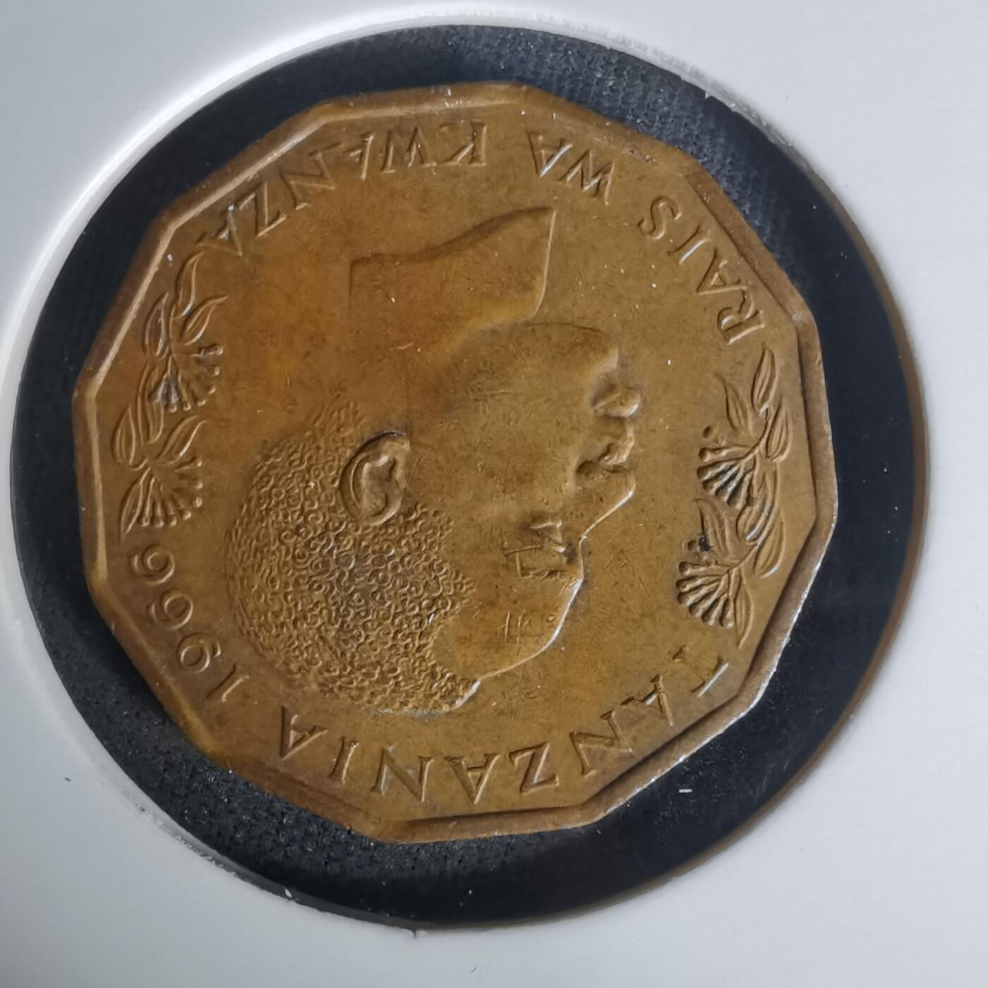 沼泽如烟--第1005场 坦桑尼亚1966年五分