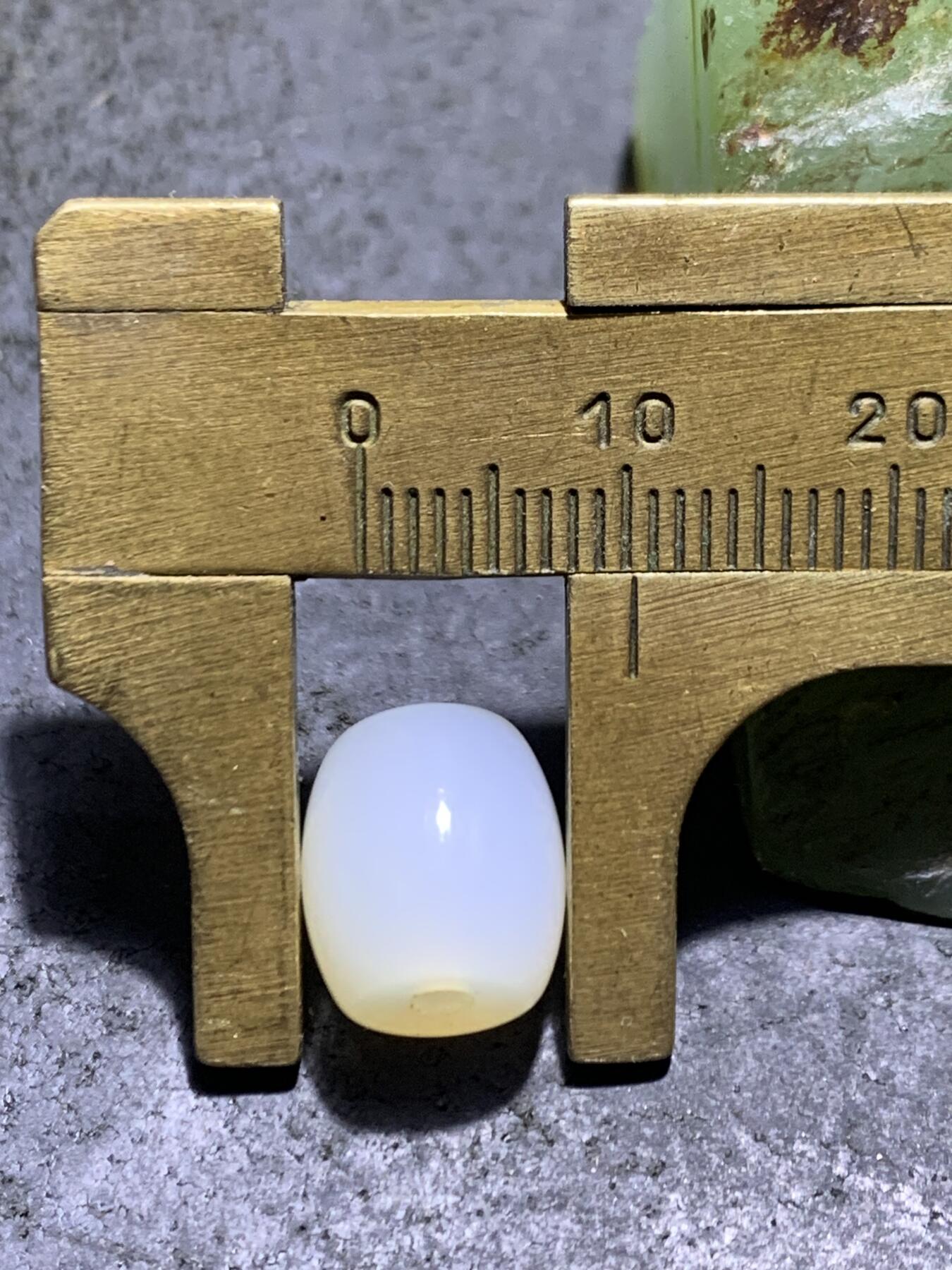 放福利！精美荔枝冻随形桶珠一颗，，