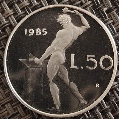 布加迪🐬～世界钱币(上海)🌾第 276 期 /  各国套币和散币 - 意大利🇮🇹 1985年 50里拉精致币