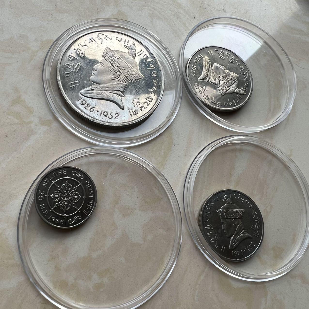 不丹 1966 精制 套币 Royal Mint 发行6000套 盒子旧 原图原物