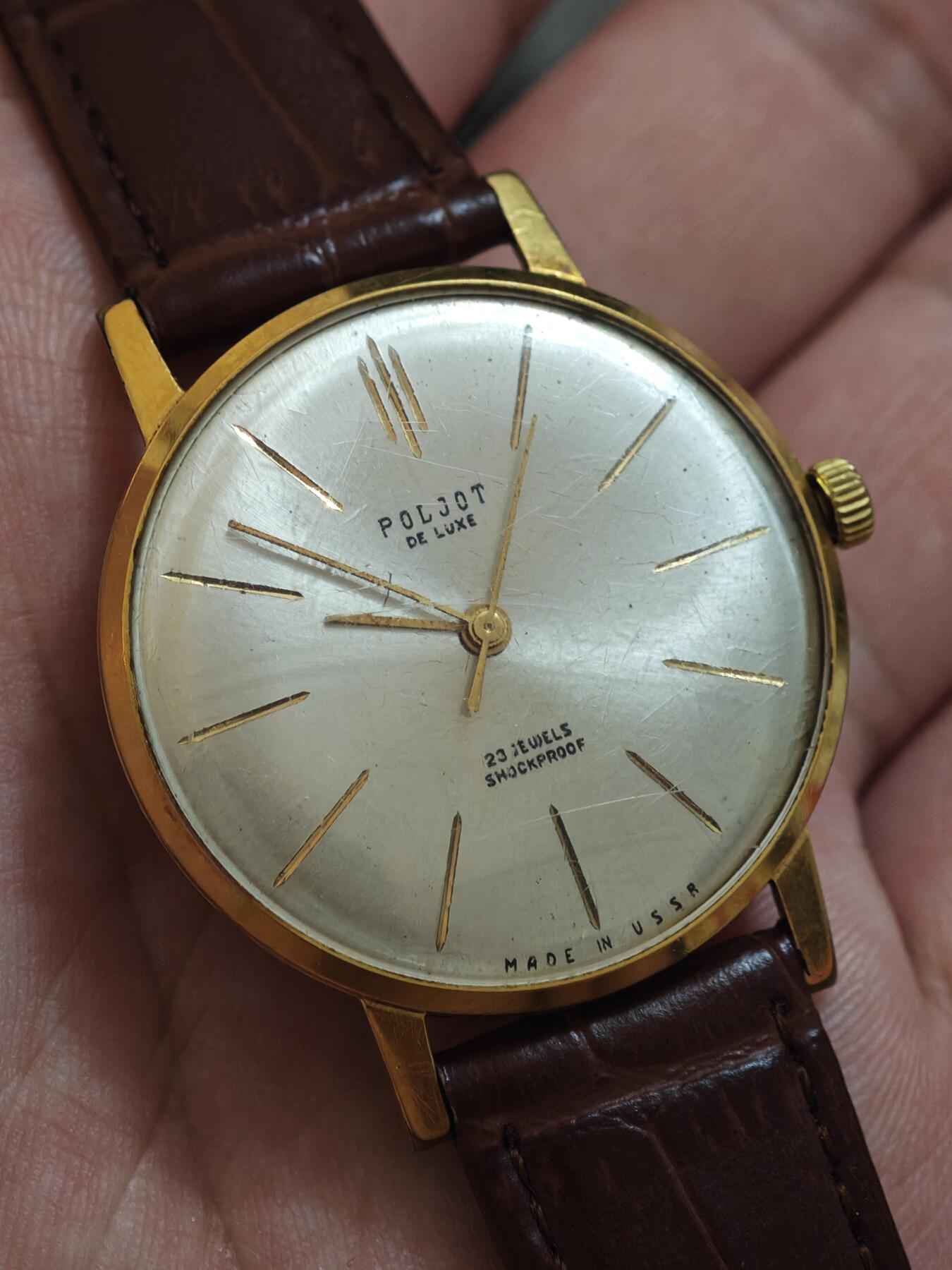 橙子收藏第四期 【苏联情报名品】克格勃副局长克鲁普诺夫52年生涯藏品，1964年苏联国安委克格勃赠送金表(走针正常）（Poljet De Luxe）、克格勃上校肩章、卫国战争戎装照及1975年KGB亲笔贺卡，是研究苏联鼎盛时期情报体系的顶级实物，稀缺性拉满！