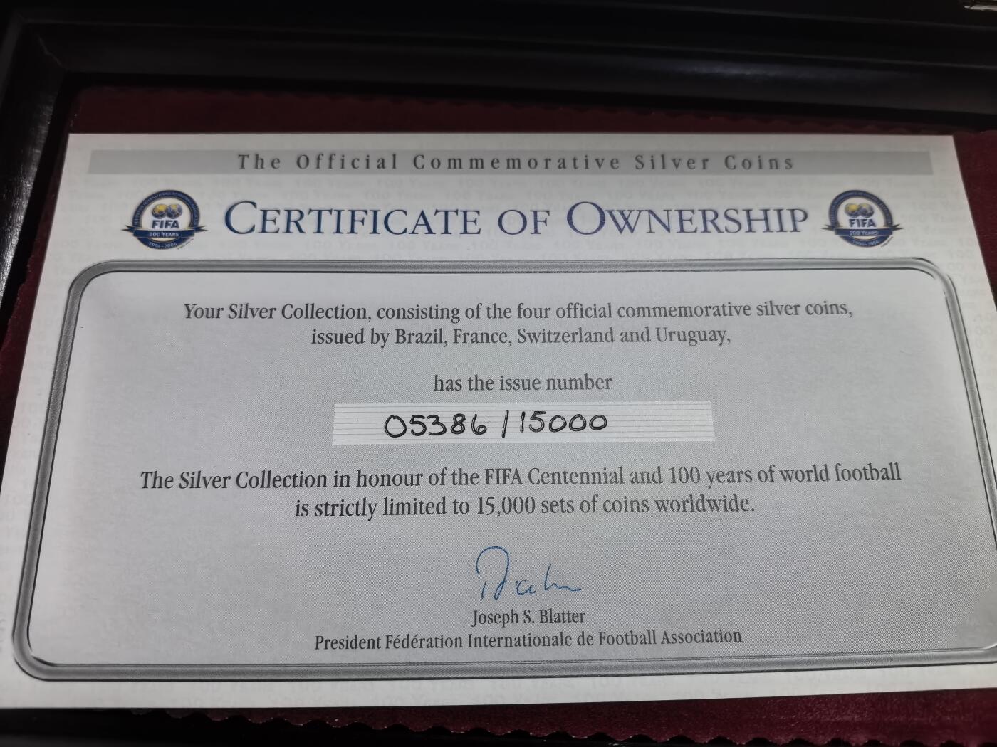 长老汇马年精选第五场拍卖 2004FIFA百年四国4枚精制银币套装，盒证全，实木高档盒