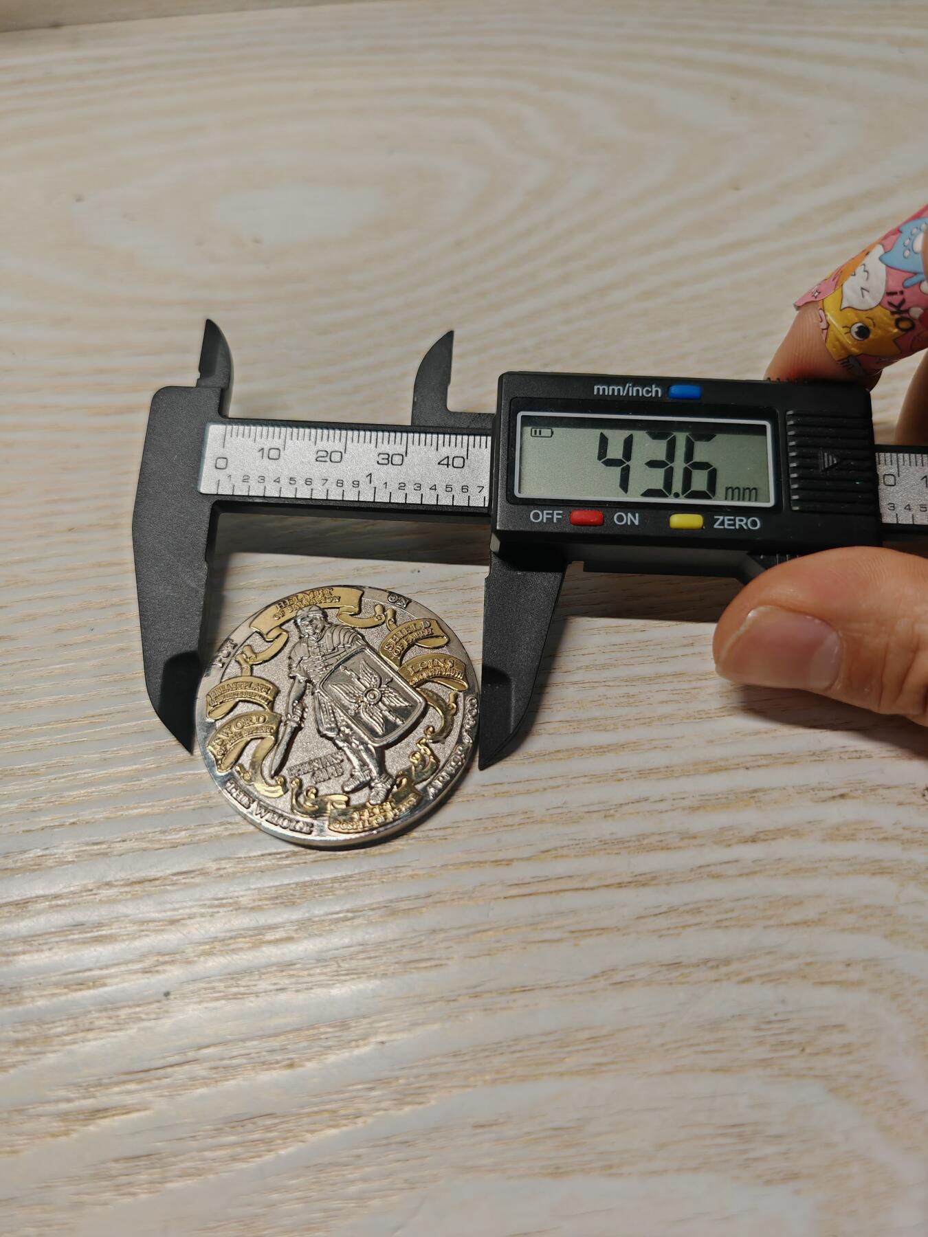 美国汉诺威县警长纪念章正面铠甲勇士 背面星形徽章和警长姓名