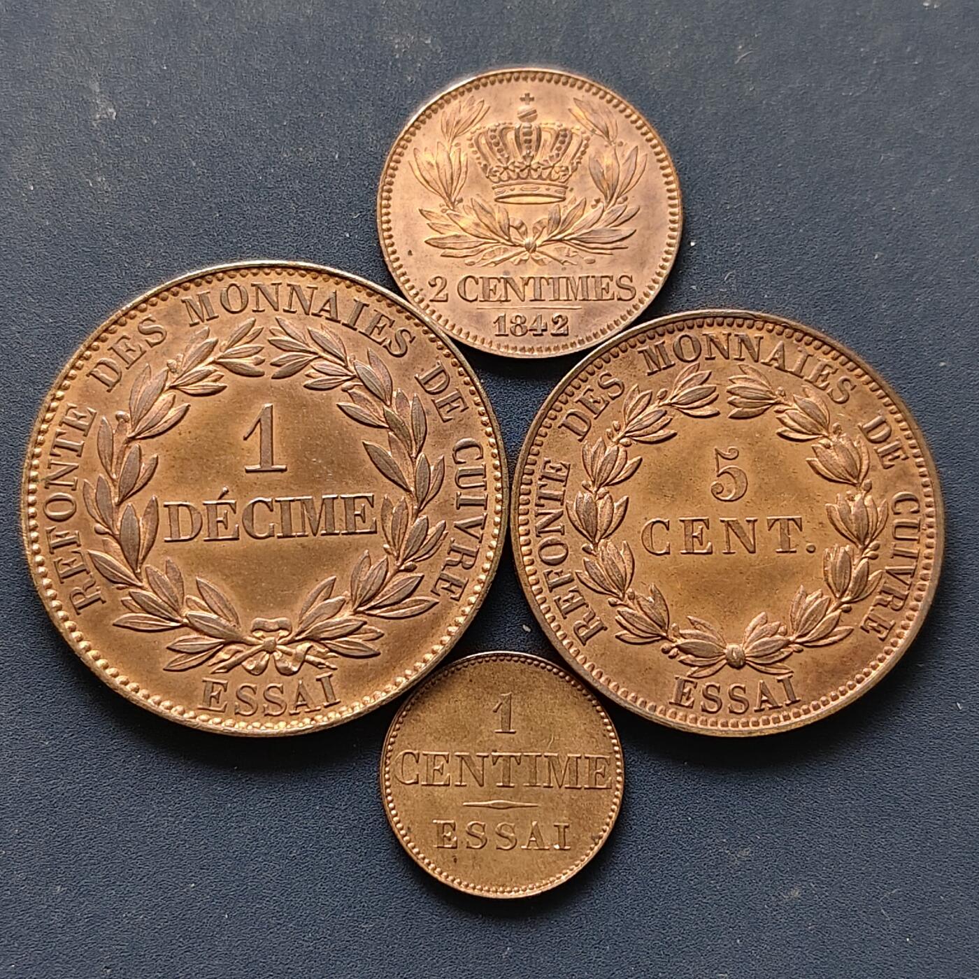 【全场包邮】纯粹捡漏拍507场-持续更新中 【样币】法国路易斯·菲利普一世1-10分铜样币4枚（2分版为1842年E11）-原盒