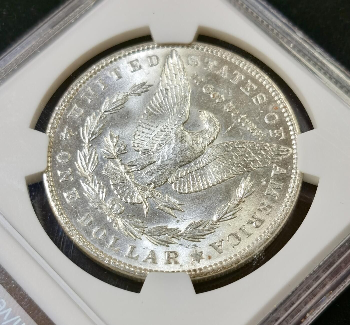 甄臻铺-世界币章拍卖（第52期），甄品场拍品征集中，送拍享返佣金等优惠多多