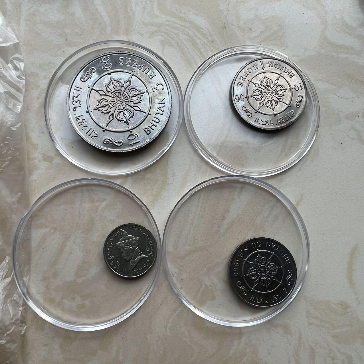 不丹 1966 精制 套币 Royal Mint 发行6000套 盒子旧 原图原物