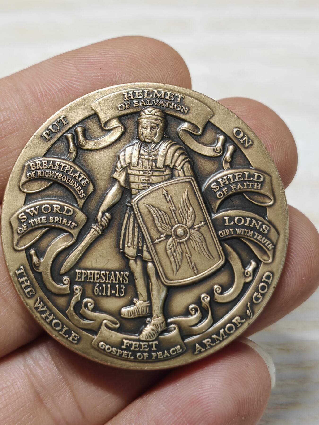 美国海军纪念章 正面罗马式铠甲的战士 背面美国海军的鹰锚