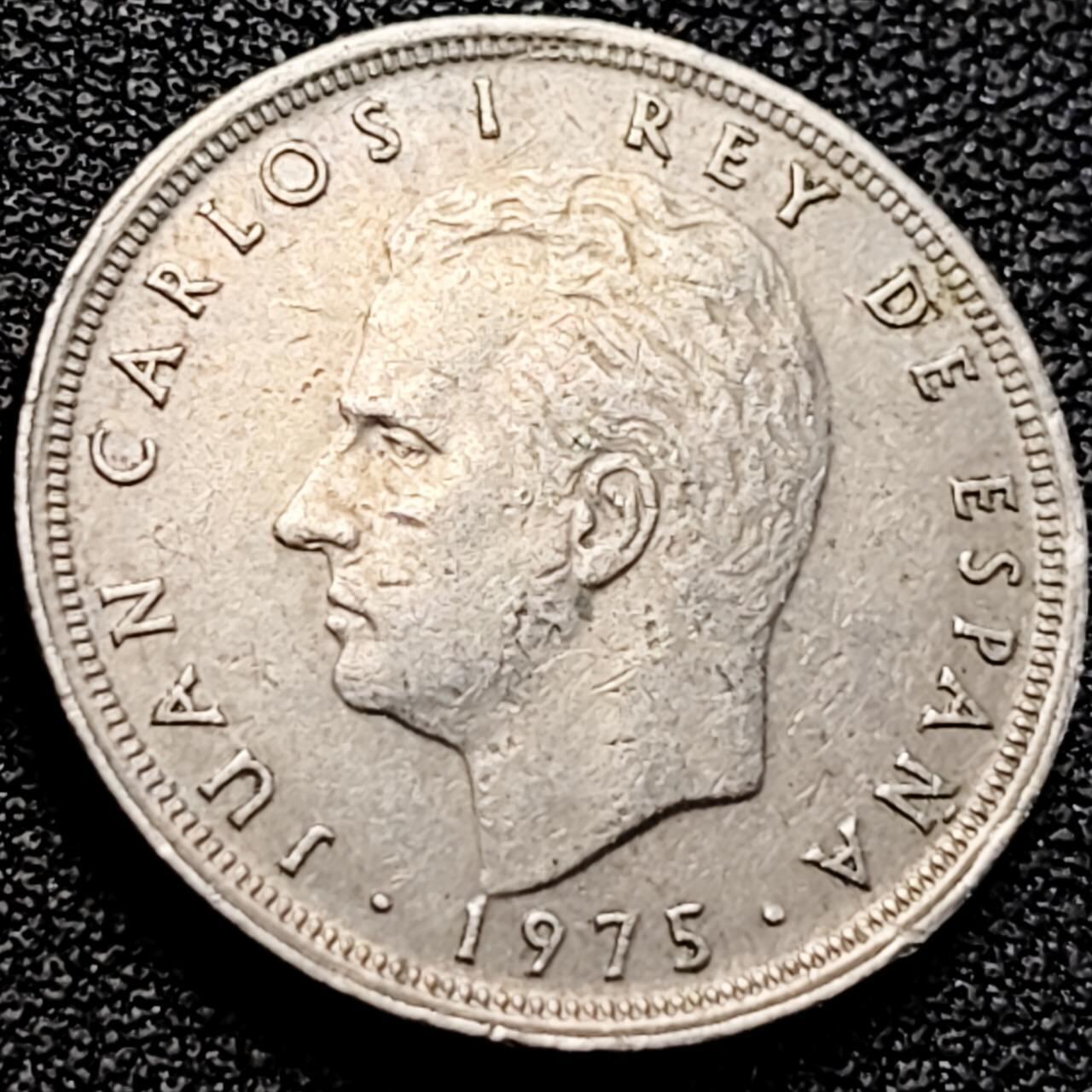 泉币菌-第200场- 新年快乐 新年第8场 本场拍品多 请提前出价（正月十五统一发货） 。