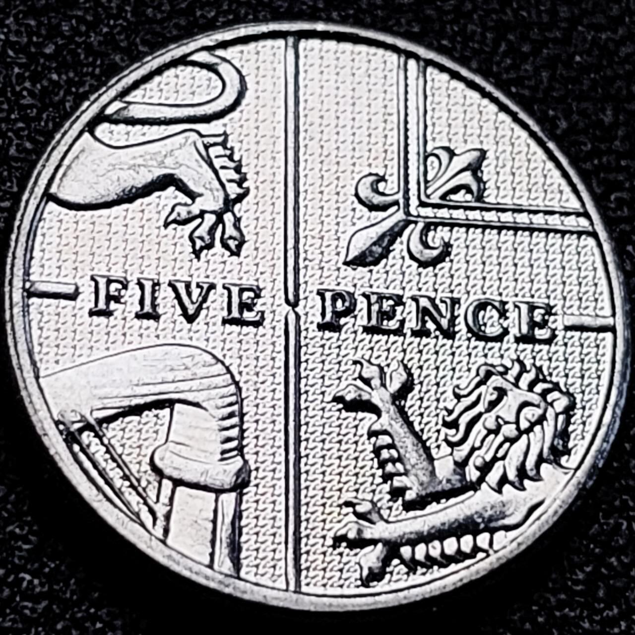 泉币菌-第200场- 新年快乐 新年第8场 本场拍品多 请提前出价（正月十五统一发货） 。