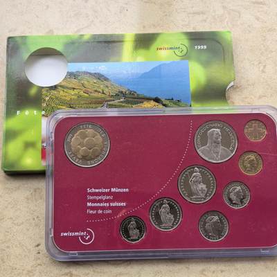 道一币馆币章第一百六十八场 - 原包装 瑞士1999年葡萄酒节精制套币十枚 含葡萄酒节5法郎纪念币