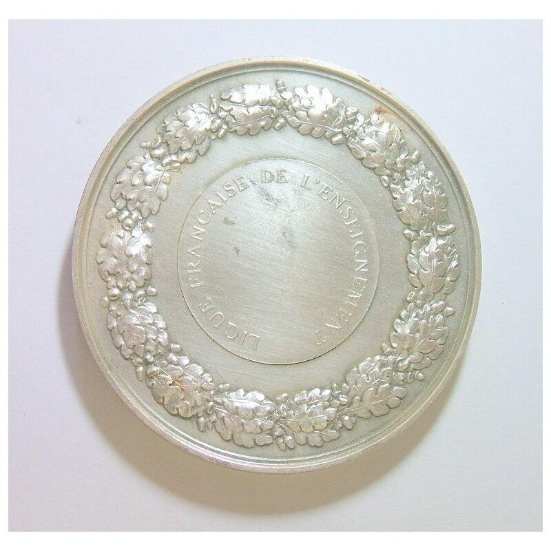 【旋风钱币】2月28日19:00准时开拍 精美欧洲币章、银币银章、第三帝国钱币等 全场包邮！ 【艺术】法国艺术大章 女神玛丽安娜坐像高浮雕精制超大镀银章 60MM 100克