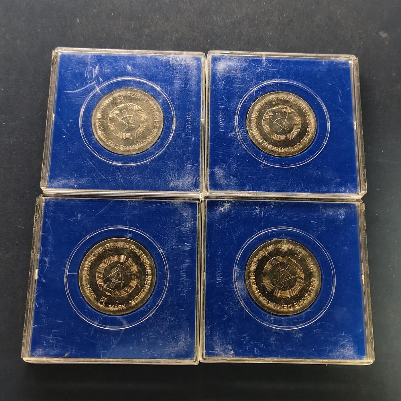 【全场包邮】纯粹捡漏拍507场-持续更新中 民主德国1975年5马克官方卡装国际妇女年纪念币4枚一组