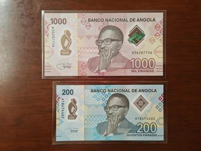 【礼羽收藏】🌏世界钱币拍卖126期 -  (一组2张)【UNC】非洲 安哥拉 200.1000 宽扎 塑料钞 两张都是首发A冠
