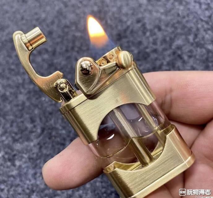 大容量透明仓摇臂煤油打火机