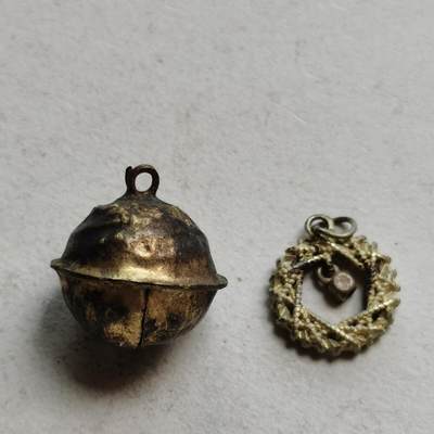 新年特惠专场 - 清代鎏金铃铛和鎏金银吊坠