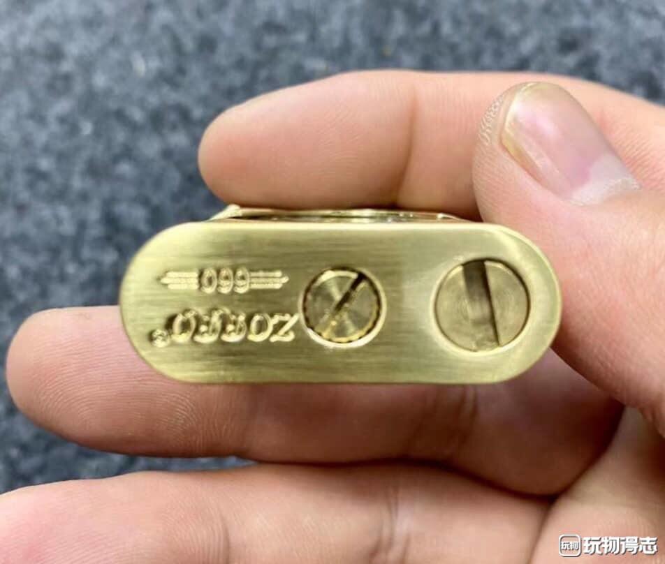 大容量透明仓摇臂煤油打火机