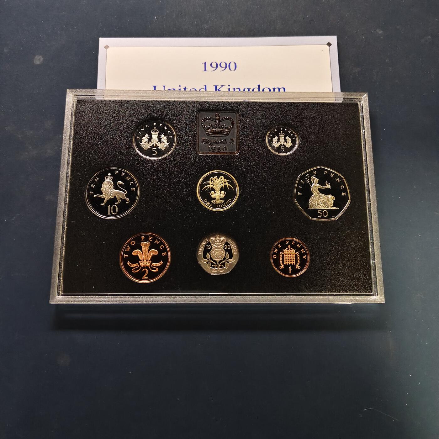 【全场包邮】纯粹捡漏拍507场-持续更新中 英国1990年官方盒装精制套币-带证书-含1镑四邦国花系列威尔士葱韭+5便士大小版交接