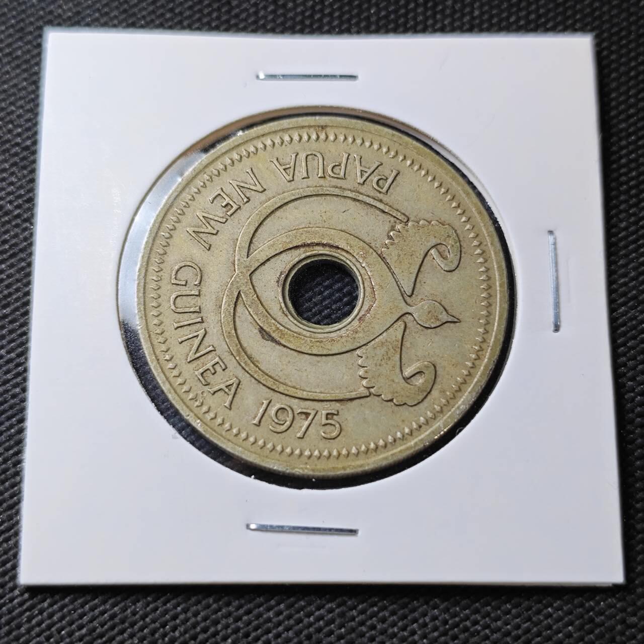 KK钱币收藏小铺  第396期  2月预留时间 周末发货  1975巴布内亚新几内亚1元