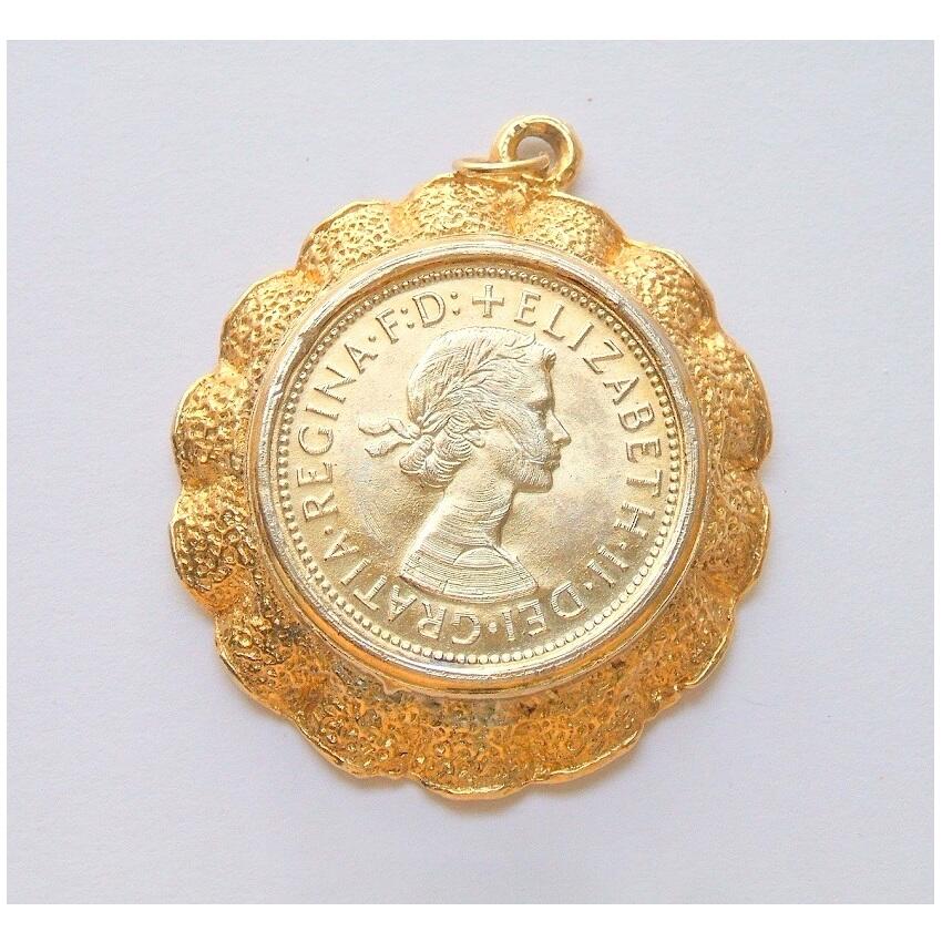 纯手工 英国1967年 伊丽莎白镀金高浮雕精制币章吊坠 40MM