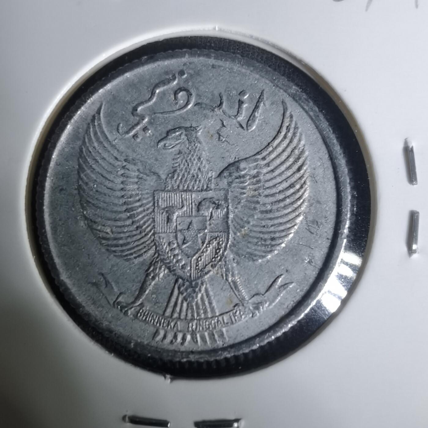 沼泽如烟--第1004场 印度尼西亚1952年25分